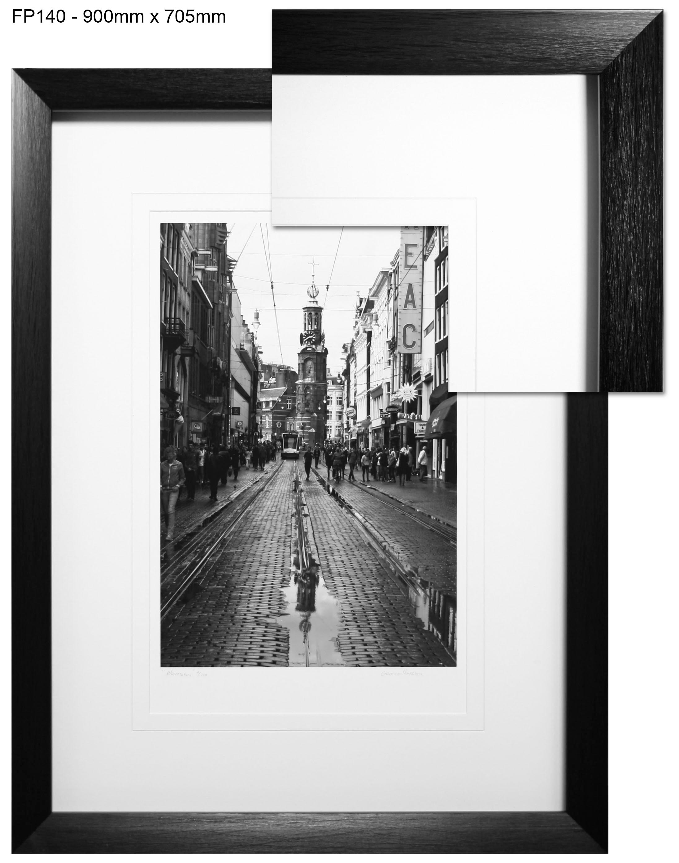 FP140 Wall décor art framed print B&W street scene black frame